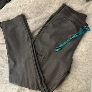 Figs high waisted Yola scrubs pants